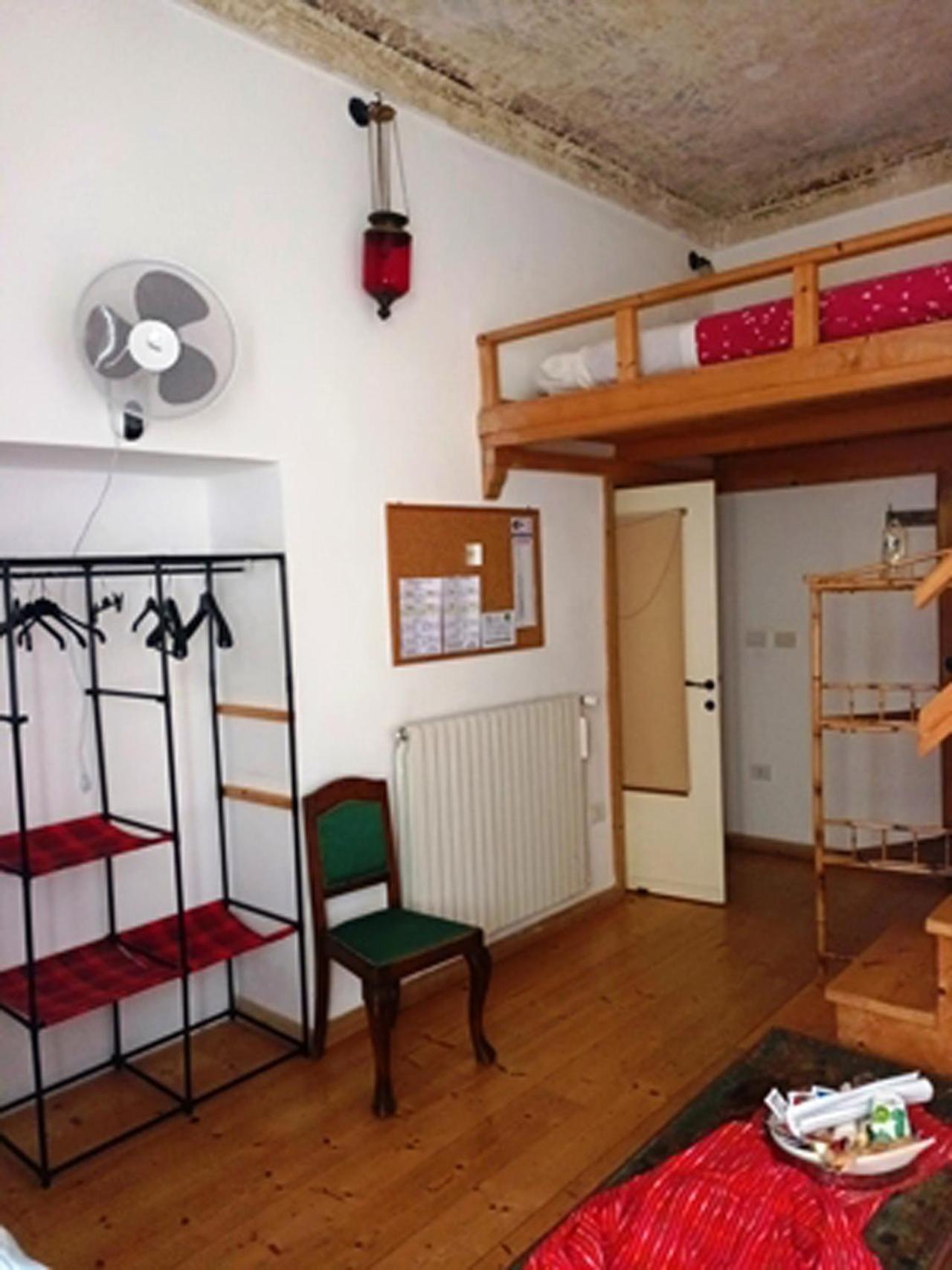 B&B Le Finestre Su Via Cavour Sássari Quarto foto