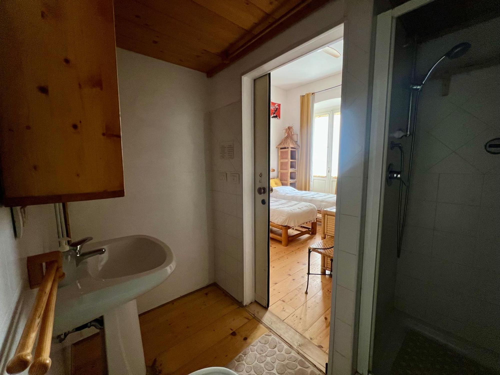 B&B Le Finestre Su Via Cavour Sássari Quarto foto
