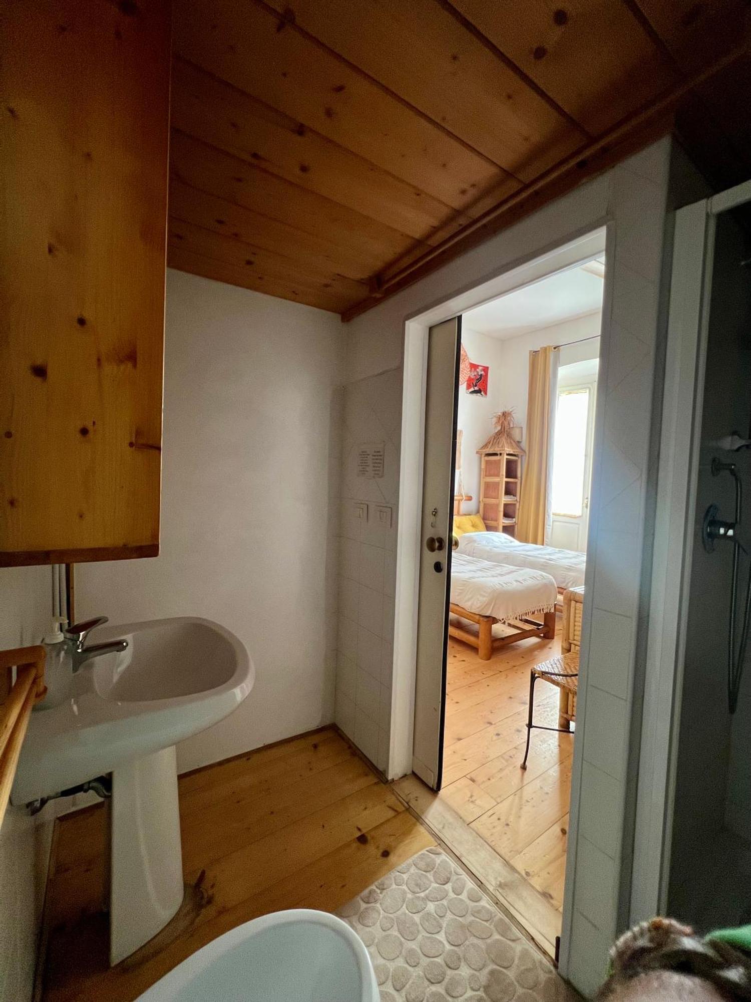B&B Le Finestre Su Via Cavour Sássari Quarto foto